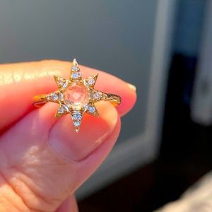 Gorgeous Topaz and Diamond Starburst Ring 14kt